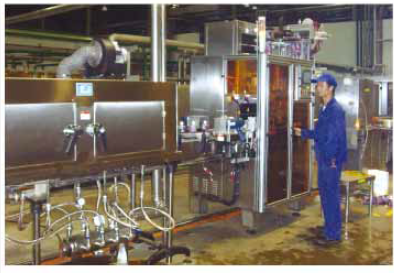 പിവിസി, പിഇടി കുപ്പികൾക്കായുള്ള വാട്ടർപ്രൂഫ്, റസ്റ്റ്പ്രൂഫ് ഷ്രിങ്ക് സ്ലീവ് ലേബൽ മെഷീൻ