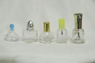 60 - 500 പീസുകൾ / കുറഞ്ഞ പി‌എൽ‌സി നിയന്ത്രണത്തിനായി ഹൈ സ്പീഡ് എസ്‌യു‌എസ് 304 ബ്രോഷർ വിയൽ ലേബലിംഗ് മെഷീൻ