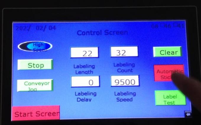 ടോപ്പ് സൈഡിനായി 1000 എംഎം × 450 എംഎം സൈസ് ഫ്ലാറ്റ് ബാഗുകൾ ഓട്ടോമാറ്റിക് ഫ്ലാറ്റ് ഉപരിതല ലേബൽ ആപ്ലിക്കേറ്റർ