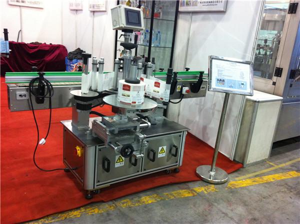 ഹാമി തണ്ണിമത്തൻ / ഡ്രാഗൺ ഫ്രൂട്ട് ജ്യൂസ് റ ound ണ്ട് ബോട്ടിൽ സ്റ്റിക്കർ ലേബലിംഗ് മെഷീൻ ബിവറേജ് ഫീൽഡ്