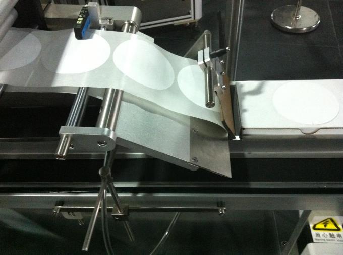 ഭരണി / കാർട്ടൂൺ / കണ്ടെയ്നറിനായുള്ള സ്വയം പശ ടോപ്പ് ലേബലിംഗ് മെഷീൻ