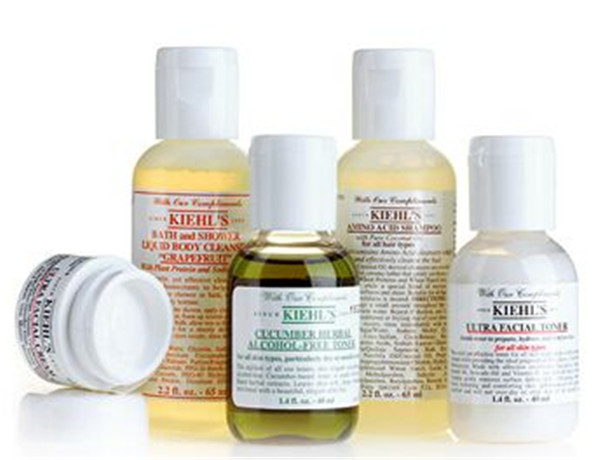 പശ ഓട്ടോമാറ്റിക് സിറ്റ്കേർ ലേബലിംഗ് മെഷീൻ ഇറക്കുമതി ചെയ്ത മോട്ടോർ നിയന്ത്രണം