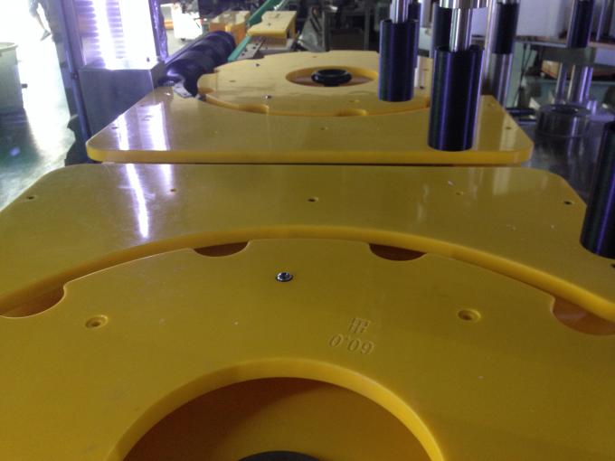 ഉയർന്ന പ്രൊഡക്ഷൻ വൈൻ / ബിയർ ബോട്ടിൽ ലേബലിംഗ് മെഷീൻ, റ ound ണ്ട് ബോട്ടിൽ ലേബലർ