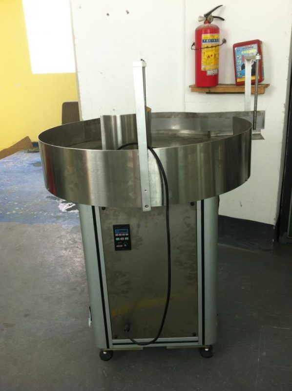 പൂർണ്ണ ഓട്ടോമാറ്റിക് സെൽഫ് പശ ലേബൽ ആപ്ലിക്കേറ്റർ ഉപകരണം ഇരട്ട വശം