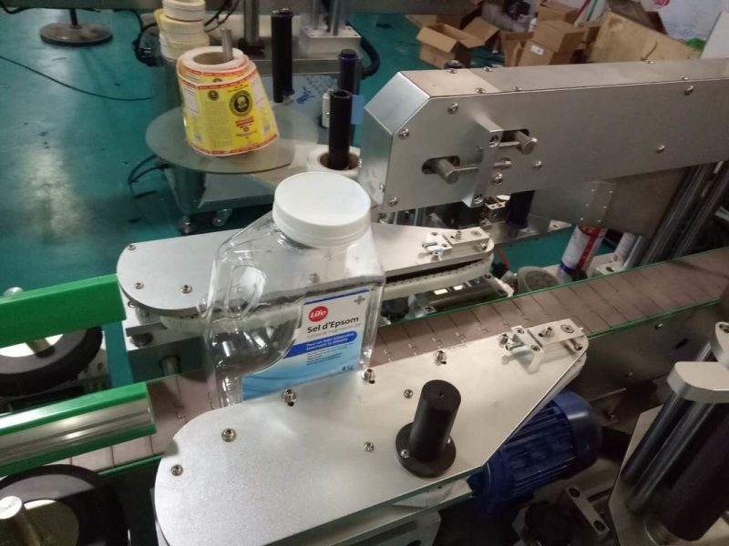 ചൈന SUS304 കാബിനറ്റ് ടു സൈഡ് സ്ക്വയർ ബോട്ടിൽ സ്റ്റിക്കർ ലേബലിംഗ് മെഷീൻ പേഴ്‌സണൽ കെയർ ഉൽപ്പന്ന വിതരണക്കാരൻ