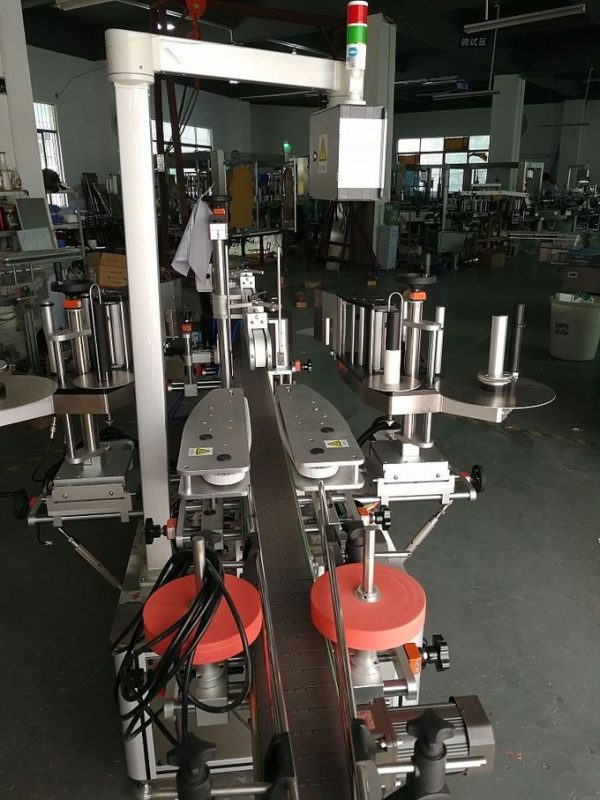 ഷാംപൂ ഓവലിനും ഫ്ലാറ്റ് ബോട്ടിലുകൾക്കുമായി ഓട്ടോമാറ്റിക് ഡബിൾ സൈഡ് സ്റ്റിക്കർ ലേബലിംഗ് മെഷീൻ