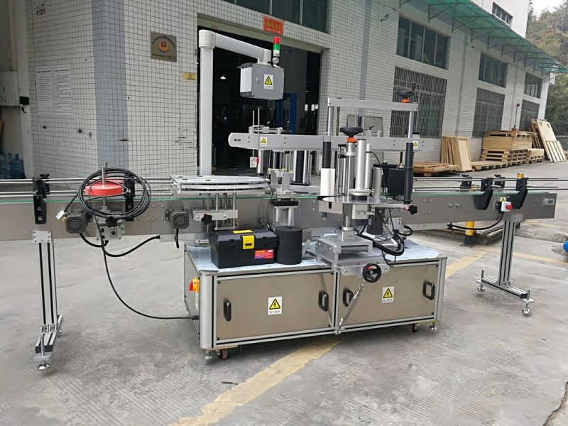 ചൈന ഫുൾ ഓട്ടോമാറ്റിക് കാർട്ടൂൺ കോർണർ സീലിംഗ് സ്റ്റിക്കർ ലേബലിംഗ് മെഷീൻ 220 വി 50 എച്ച്സെഡ് 1200W വിതരണക്കാരൻ